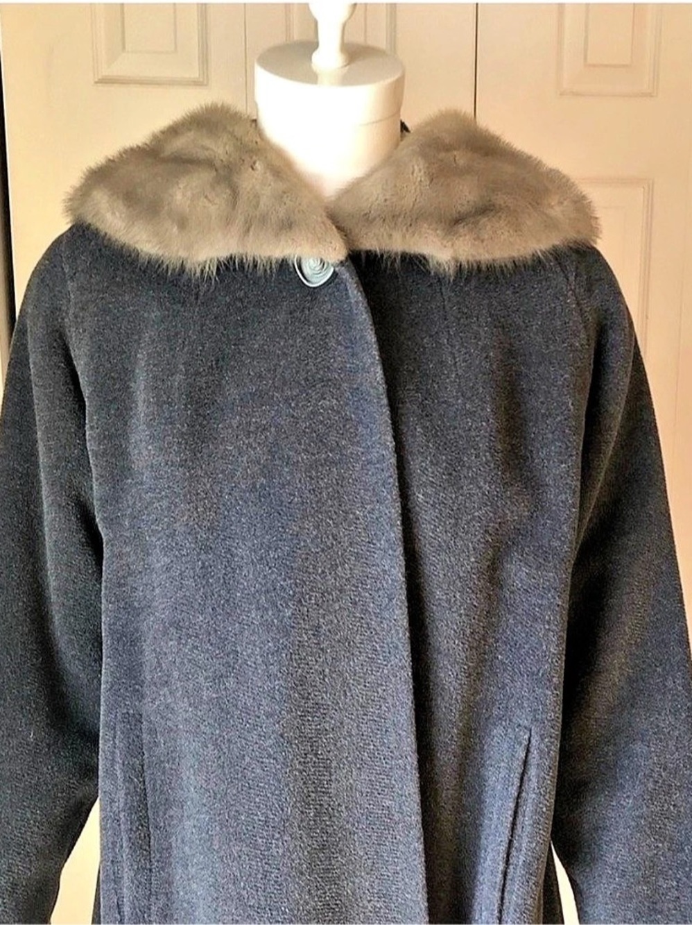 Vintage Gray Fur-Collar Coat